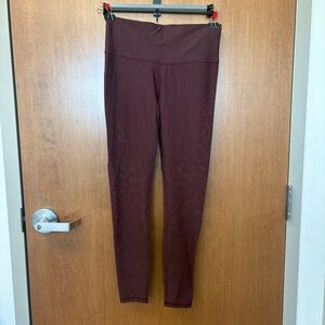 Lululemon Mapped Out High Rise Tight 28 Camo Midnight Orchid / Peri Purple 10.